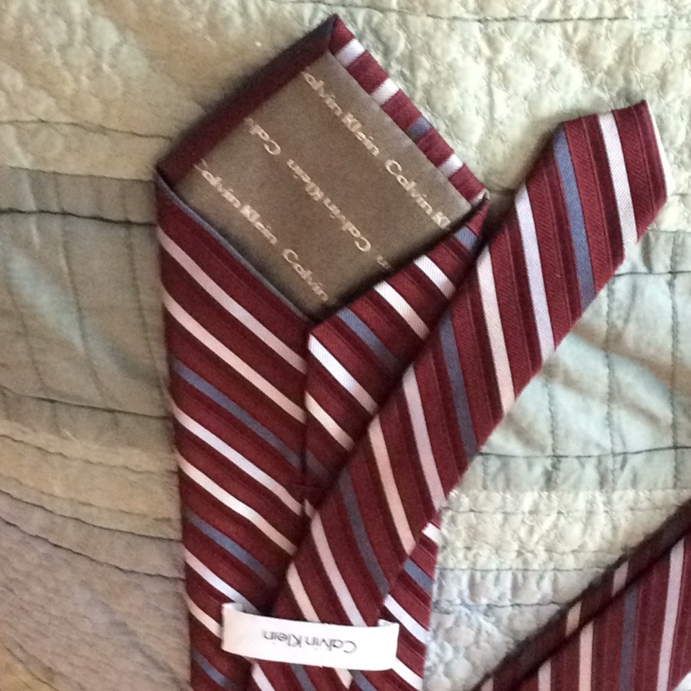 Mans tie - Picture 2 of 2
